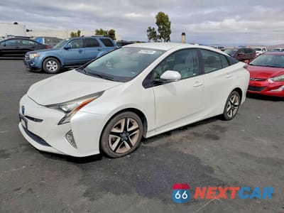 2016 TOYOTA PRIUS FOUR TOURING JTDKARFU8G3006917 - główne zdjęcie licytacji z USA - miniatura