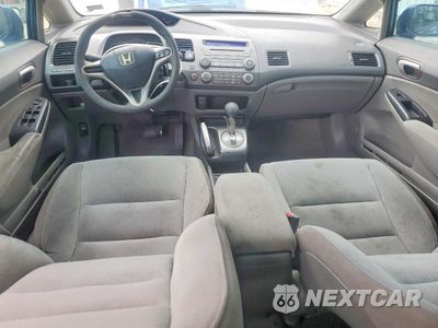 Zdjęcie 8 z 12 samochodu: 2010 HONDA CIVIC LX VIN:2HGFA1F55AH510326 - miniatura