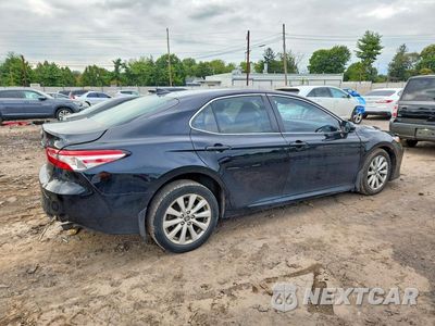 Trzecie zdjęcie samochodu z tyłu: 2019 TOYOTA CAMRY LE VIN:4T1B11HK8KU686149 - miniatura