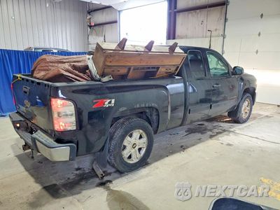 Trzecie zdjęcie samochodu z tyłu: 2011 CHEVROLET SILVERADO K1500 LT VIN:1GCRKSE36BZ392965 - miniatura
