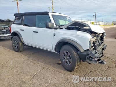 Czwarte zdjęcie samochodu z boku: 2026 FORD BRONCO BIG BEND VIN:1FMDE7BHXTLA69615 - miniatura
