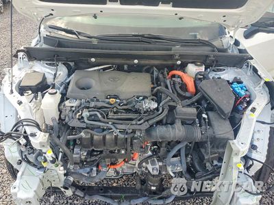 Zdjęcie 12 z 13 samochodu: 2025 TOYOTA RAV4 XSE VIN:4T3E6RFV7SU184380 - miniatura