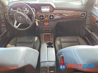 Zdjęcie 8 z 13 samochodu: 2013 MERCEDES-BENZ GLK 350 VIN:WDCGG5HB5DG072817 - miniatura