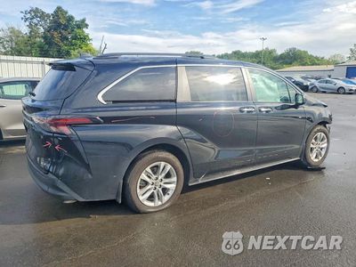 Trzecie zdjęcie samochodu z tyłu: 2025 TOYOTA SIENNA XLE 7-PASSENGER VIN:5TDJSKFC4SS200780 - miniatura