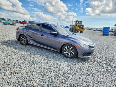 Czwarte zdjęcie samochodu z boku: 2018 HONDA CIVIC EX VIN:19XFC2F75JE001333 - miniatura