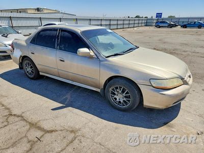 Czwarte zdjęcie samochodu z boku: 2001 HONDA ACCORD EX VIN:JHMCG668X1C008257 - miniatura