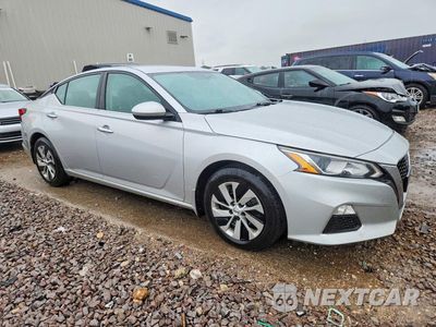 Czwarte zdjęcie samochodu z boku: 2019 NISSAN ALTIMA S VIN:1N4BL4BV3KC172935 - miniatura