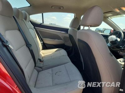Zdjęcie 10 z 13 samochodu: 2020 HYUNDAI ELANTRA SEL VIN:5NPD84LF3LH521948 - miniatura