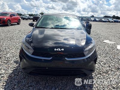 Piąte zdjęcie samochodu w środku: 2023 KIA FORTE LXS VIN:3KPF24AD1PE690954 - miniatura