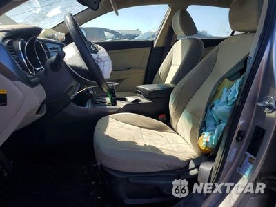 Zdjęcie 7 z 12 samochodu: 2013 KIA OPTIMA LX VIN:KNAGM4A78D5317942 - miniatura