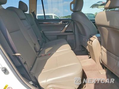 Zdjęcie 10 z 12 samochodu: 2018 LEXUS GX 460 VIN:JTJBM7FX8J5182929 - miniatura