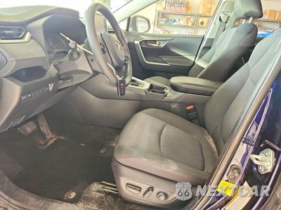 Zdjęcie 7 z 12 samochodu: 2019 TOYOTA RAV4 XLE VIN:JTMP1RFVXKJ018683 - miniatura