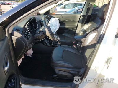 Zdjęcie 7 z 13 samochodu: 2021 JEEP COMPASS LATITUDE VIN:3C4NJDBB1MT561714 - miniatura