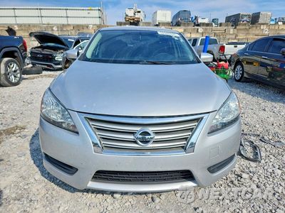 Piąte zdjęcie samochodu w środku: 2015 NISSAN SENTRA S VIN:3N1AB7AP1FY345073 - miniatura