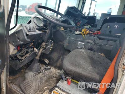 Zdjęcie 8 z 12 samochodu: 2018 MACK MRU613 REFUSE TRUCK VIN:1M2AV04C0JM018949 - miniatura