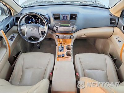 Zdjęcie 8 z 13 samochodu: 2009 TOYOTA HIGHLANDER HYBRID VIN:JTEEW41A992032624 - miniatura