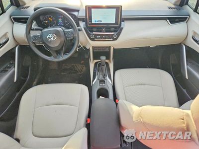 Zdjęcie 8 z 12 samochodu: 2025 TOYOTA COROLLA CROSS L VIN:7MUAAAAG3SV136776 - miniatura