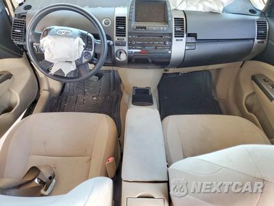 Zdjęcie 8 z 12 samochodu: 2005 TOYOTA PRIUS BASE VIN:JTDKB20U253113780 - miniatura