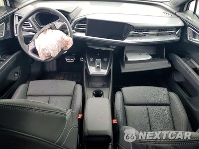 Zdjęcie 8 z 13 samochodu: 2025 AUDI Q4 E-TRON SPORTBACK PREMIUM VIN:WA12UBFZ4SP040830 - miniatura