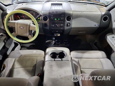 Zdjęcie 8 z 12 samochodu: 2005 FORD F150 VIN:1FTPX14535NB96662 - miniatura