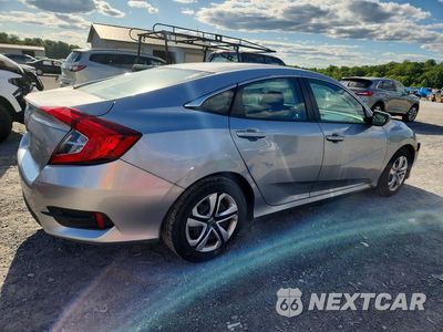 Trzecie zdjęcie samochodu z tyłu: 2018 HONDA CIVIC LX VIN:2HGFC2F51JH597223 - miniatura