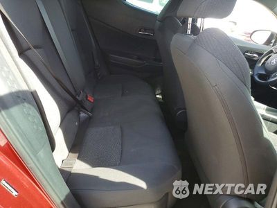Zdjęcie 10 z 12 samochodu: 2019 TOYOTA C-HR LE VIN:NMTKHMBX3KR096997 - miniatura