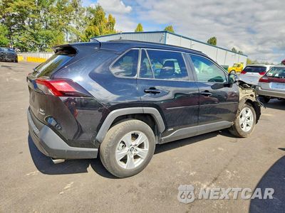 Trzecie zdjęcie samochodu z tyłu: 2020 TOYOTA RAV4 HYBRID XLE VIN:2T3R6RFV1LW001445 - miniatura