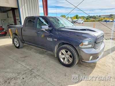 Czwarte zdjęcie samochodu z boku: 2016 RAM 1500 SPORT VIN:1C6RR7MT9GS152181 - miniatura