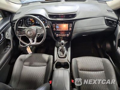 Zdjęcie 8 z 14 samochodu: 2017 NISSAN ROGUE SV VIN:KNMAT2MV1HP616855 - miniatura