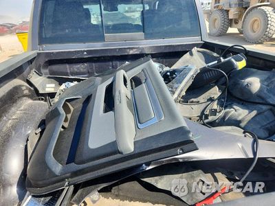 Zdjęcie 12 z 13 samochodu: 2017 RAM 1500 SLT VIN:1C6RR6LG3HS629722 - miniatura