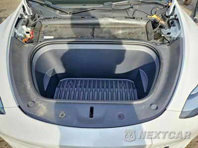 Zdjęcie 11 z 12 samochodu: 2023 TESLA MODEL Y VIN:7SAYGDEE1PA111761 - miniatura