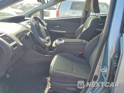 Zdjęcie 7 z 12 samochodu: 2014 TOYOTA PRIUS V VIN:JTDZN3EU8EJ000898 - miniatura