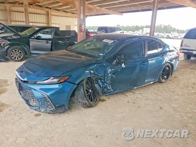2025 TOYOTA CAMRY SE 4T1DAACK9SU108450 - główne zdjęcie licytacji z USA - miniatura