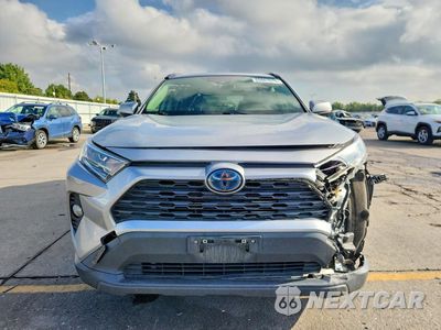 Piąte zdjęcie samochodu w środku: 2020 TOYOTA RAV4 HYBRID XLE VIN:JTMRWRFV0LJ035150 - miniatura