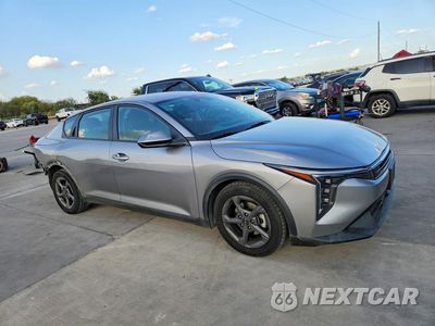 Czwarte zdjęcie samochodu z boku: 2025 KIA K4 LXS VIN:3KPFT4DEXSE028185 - miniatura