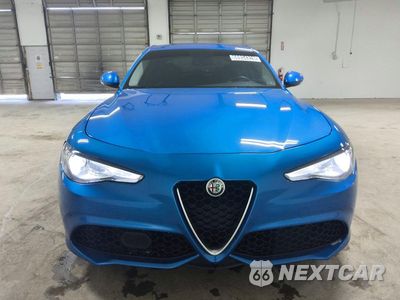 Piąte zdjęcie samochodu w środku: 2018 ALFA ROMEO GIULIA Q4 VIN:ZARFAEDN6J7588978 - miniatura