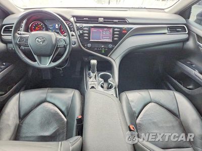 Zdjęcie 8 z 13 samochodu: 2018 TOYOTA CAMRY XSE VIN:4T1B61HK4JU065409 - miniatura