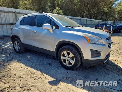 Czwarte zdjęcie samochodu z boku: 2016 CHEVROLET TRAX 1LT VIN:KL7CJPSBXGB637913 - miniatura