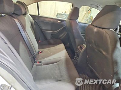 Zdjęcie 10 z 12 samochodu: 2015 VOLKSWAGEN JETTA BASE VIN:3VW2K7AJ3FM282270 - miniatura