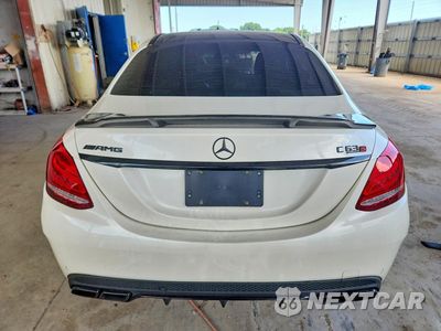 Zdjęcie 6 z 12 samochodu: 2017 MERCEDES-BENZ C 63 AMG-S VIN:55SWF8HB9HU207270 - miniatura