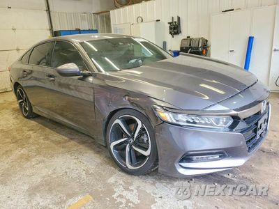 Czwarte zdjęcie samochodu z boku: 2018 HONDA ACCORD SPORT VIN:1HGCV1F35JA158840 - miniatura