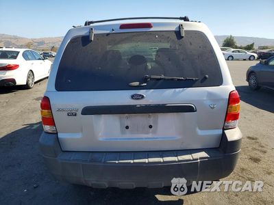 Zdjęcie 6 z 14 samochodu: 2005 FORD ESCAPE XLT VIN:1FMCU03155KC23034 - miniatura