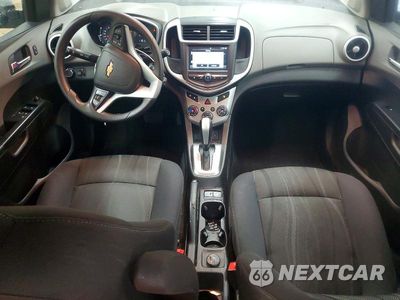 Zdjęcie 8 z 13 samochodu: 2017 CHEVROLET SONIC LT VIN:1G1JD5SH7H4166800 - miniatura