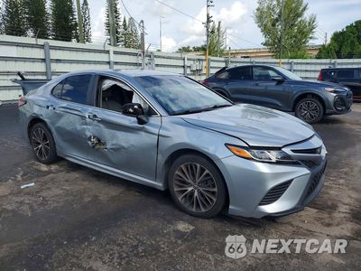 Czwarte zdjęcie samochodu z boku: 2018 TOYOTA CAMRY SE VIN:4T1B11HK6JU023161 - miniatura