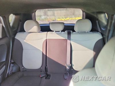 Zdjęcie 10 z 13 samochodu: 2017 KIA SOUL BASE VIN:KNDJN2A21H7468582 - miniatura