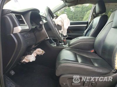 Zdjęcie 7 z 13 samochodu: 2019 TOYOTA HIGHLANDER XLE VIN:5TDJZRFH4KS588996 - miniatura