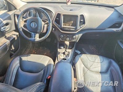 Zdjęcie 8 z 13 samochodu: 2016 JEEP CHEROKEE LATITUDE VIN:1C4PJMCS0GW167630 - miniatura