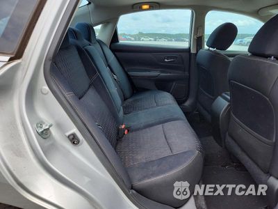 Zdjęcie 10 z 12 samochodu: 2016 NISSAN ALTIMA 2.5 S VIN:1N4AL3AP2GC240772 - miniatura