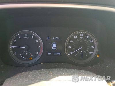 Zdjęcie 9 z 13 samochodu: 2019 HYUNDAI TUCSON SE VIN:KM8J2CA44KU908492 - miniatura