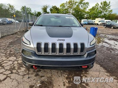 Piąte zdjęcie samochodu w środku: 2014 JEEP CHEROKEE TRAILHAWK VIN:1C4PJMBS9EW130610 - miniatura